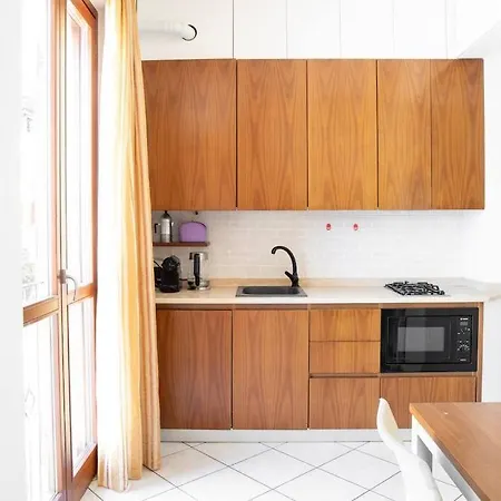 Studiolake By Design *