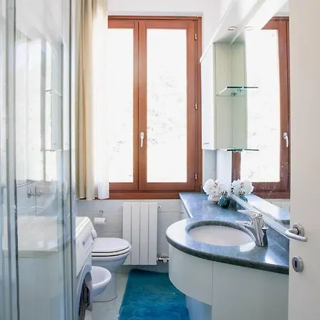 Studiolake By Design Apartamento *